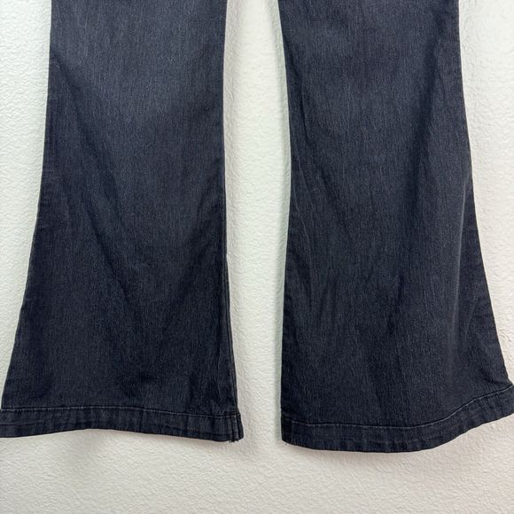 Women’s High Waisted Flare Leg Stretch Faded Black Gray Denim Jeans Medium - Picture 11 of 12